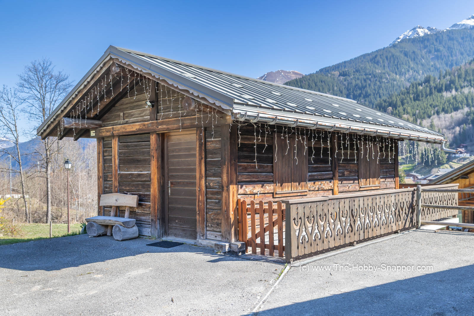 Photo Image Of: A very small chalet