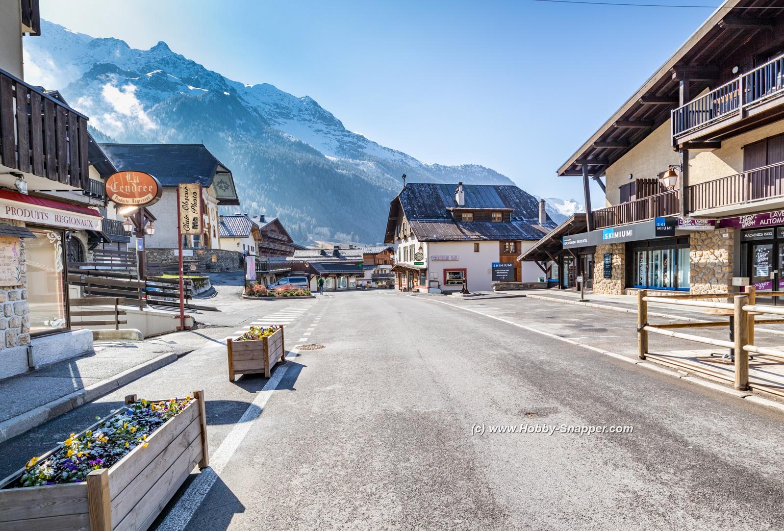 Photo Image Of: A very quiet village