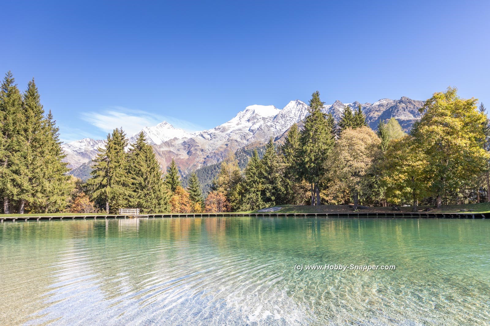 Photo Image Of: The lake at Etape