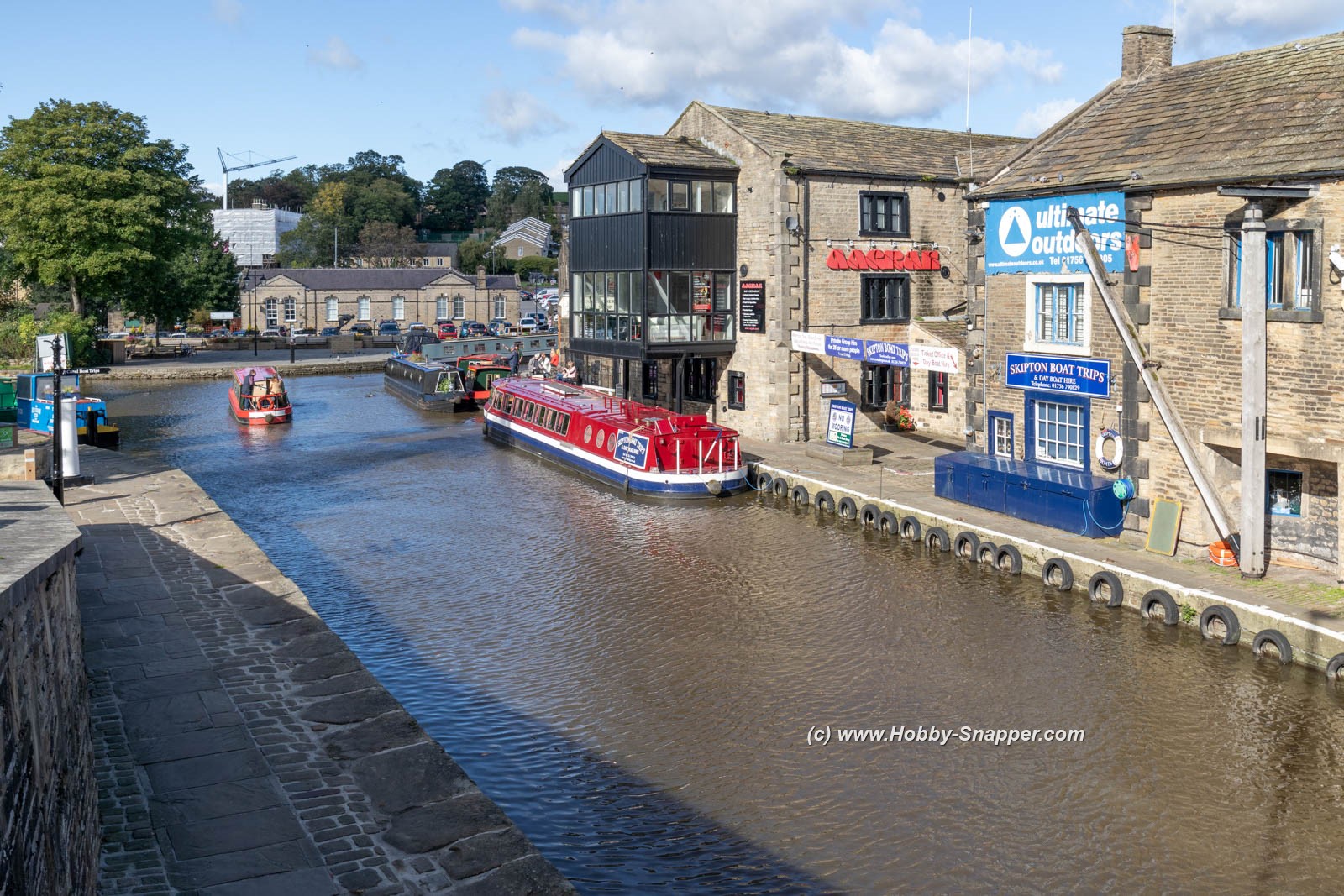 Photo Image Of: The Leeds and Liverpool canal