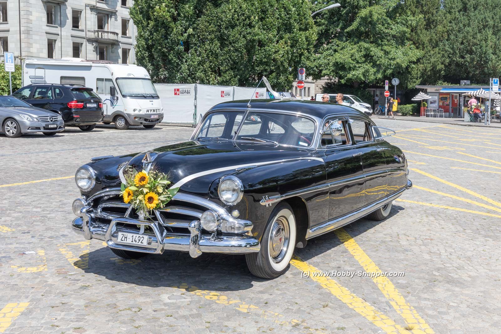 Photo Image Of: Nice old car